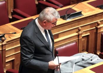 Συντάξεις: Ποιοι θα δουν αύξηση 2,4% – Ανατροπές στην προσωπική διαφορά