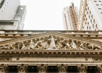 Wall Street: Θα έρθει φέτος το «Santa Claus Rally» ή να το ξεχάσουν οι Νεοϋορκέζοι;