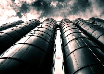 Ενεργή βόμβα η ατμοσφαιρική ρύπανση στην ΕΕ: Μόνο το 2022 προκάλεσε 239.000 θανάτους