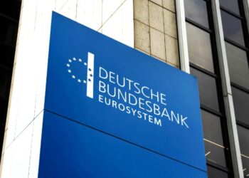 Γερμανία: Η Bundesbank μειώνει σημαντικά τις προβλέψεις για την ανάπτυξη το 2025-2026