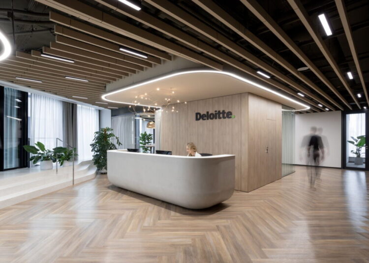 Deloitte: Στα 10,4 – 12,5 δισ. ευρώ μπορεί να εκτοξευθεί ο κλάδος τεχνολογιών πληροφορικής και επικοινωνιών ως το 2029