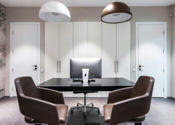 Επαγγελματικά ακίνητα: Νέο άλμα στις τιμές γραφείων και καταστημάτων το 2024