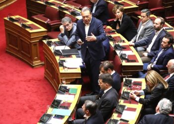 Προϋπολογισμός 2025: Η πρόταση Φάμελλου για να σπάσει το καρτέλ των τραπεζών (video)