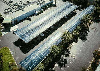 Set point στα φωτοβολταϊκά: Πρόστιμα και νέοι μηχανισμοί αποζημίωσης προ των πυλών