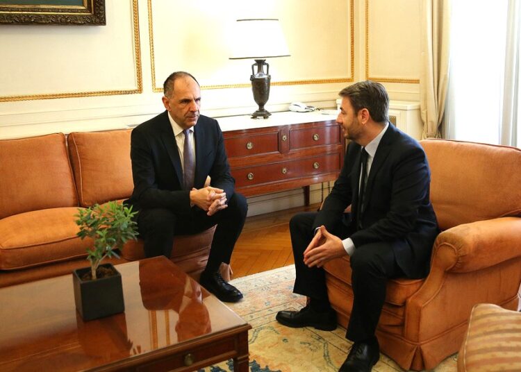 Ενημέρωση Γεραπετρίτη: Στο επίκεντρο τα ελληνοτουρκικά και οι εξελίξεις στη Συρία