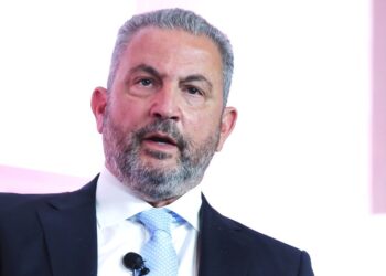 Η Intrakat αναλαμβάνει τον αποκλειστικό έλεγχο της ΕΝΤΕΛΕΧΕΙΑ ΙΚΕ