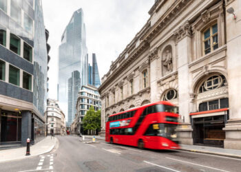 Τράπεζα της Αγγλίας: Παρέμειναν αμετάβλητα τα επιτόκια