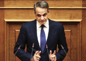 Προϋπολογισμός: Ο πρωθυπουργός για δίκαιες τραπεζικές πρακτικές και μείωση χρεώσεων