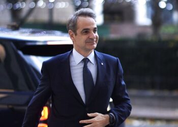 Λονδίνο: Ολοκληρώθηκε η συνάντηση Μητσοτάκη-Στάρμερ – Τι συζητήθηκε