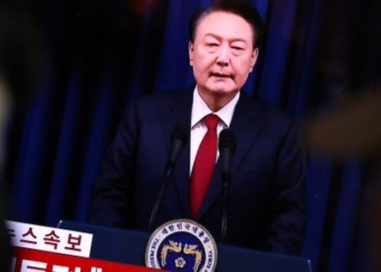 Νότια Κορέα: Η οργή του λαού έφερε την καθαίρεση – Στη δικαιοσύνη η τύχη του Γιουν