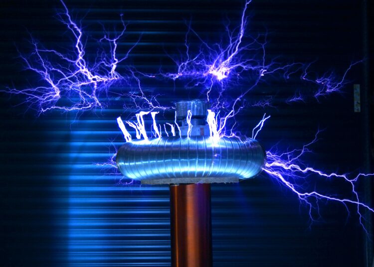 Ρεύμα κάτω από 10 λεπτά/κιλοβατώρα: Οι μεγάλες προσφορές για το 2025