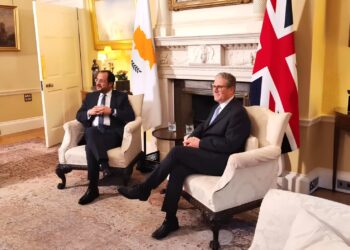 Κύπρος και Βρετανία συμφώνησαν κοινό μέτωπο κατά του ρωσικού χρήματος