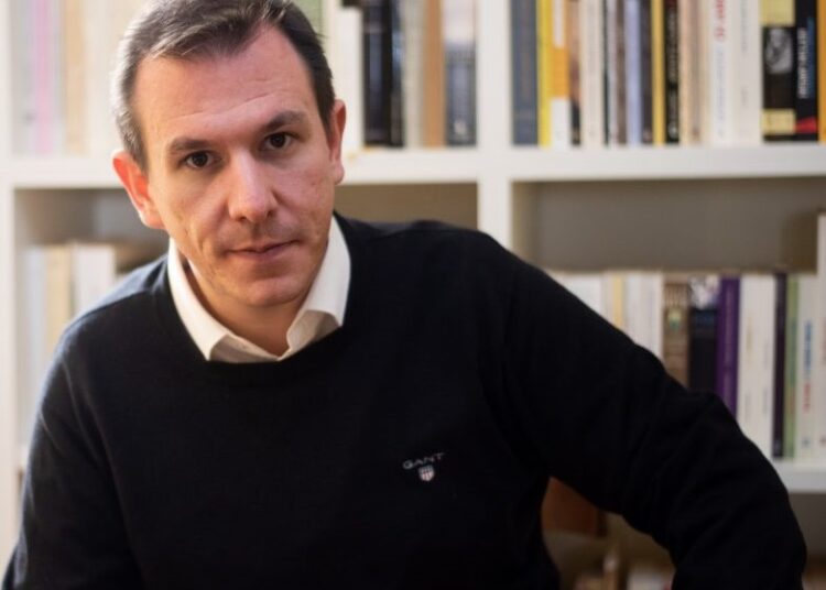 Βουλή/Δουδωνής: Η απάντηση του βουλευτή του ΠΑΣΟΚ στην μήνυση Στίγκα