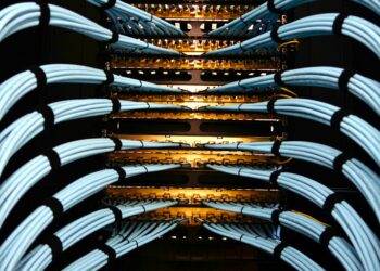 Ολοκληρώθηκε το πλαίσιο αδειοδότησης των Data Centers: Τι αλλάζει από το 2025