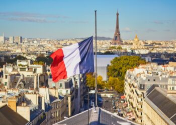 Γαλλία: Συρρίκνωση της οικονομίας στο τέλος του 2024