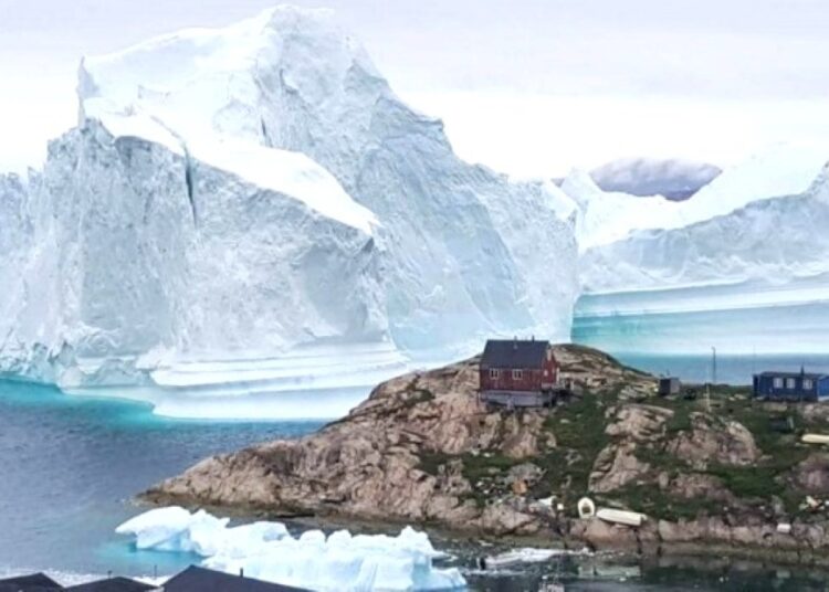 «Η Γροιλανδία δεν πωλείται»: Μήνυμα Έγκεντε στον Βασιλιά της Δανίας για να «ακούσει» ο Τραμπ