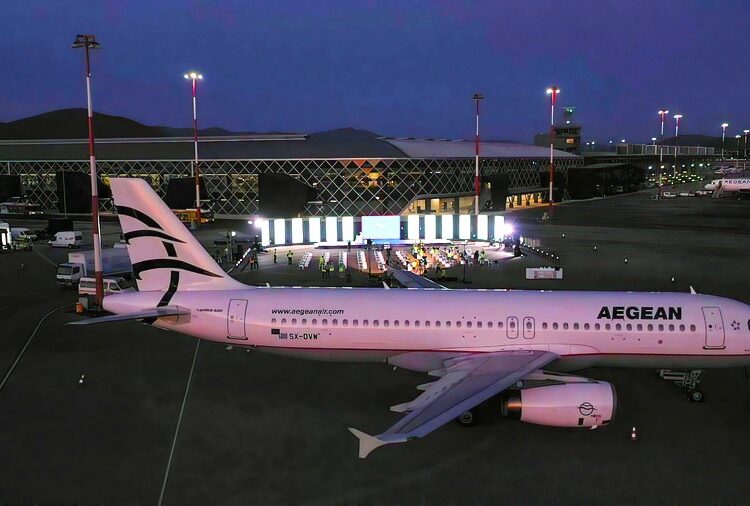 Ακυρώσεις πτήσεων και απαγόρευση κυκλοφορίας ΙΧ χωρίς αλυσίδες στη Θεσσαλονίκη