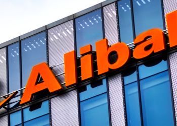 Η Κίνα ανεβάζει ταχύτητα: Νέο AI μοντέλο της Alibaba ξεπερνά το DeepSeek-V3
