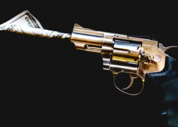 Οι ΗΠΑ «οπλίζουν» τον πλανήτη: Ρεκόρ εξαγωγών στα 318,7 δισ. δολάρια το 2024