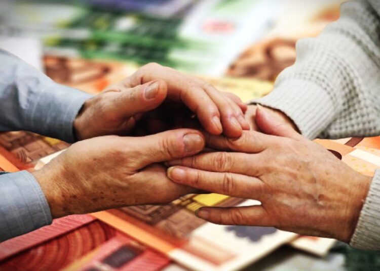 Αναδρομικά σε Δημόσιο, απόστρατους και αυτοαπασχολούμενους: Ποσά και προϋποθέσεις