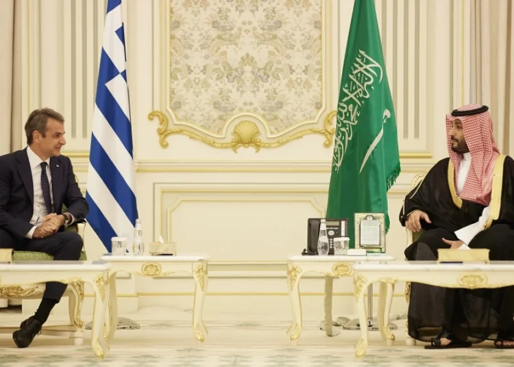 Στη Σαουδική Αραβία ο Μητσοτάκης: Οι στρατηγικές σχέσεις με το Ριάντ