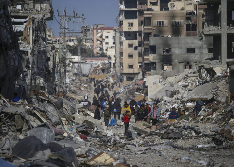 Γάζα: Εκεχειρία σε ισχύ – Τρεις όμηροι απελευθερώθηκαν, πανηγυρισμοί στους δρόμους (φωτό&video)