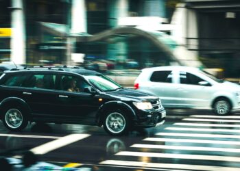 Υβριδικά αυτοκίνητα: Ο απόλυτος κυρίαρχος των ελληνικών δρόμων το 2024