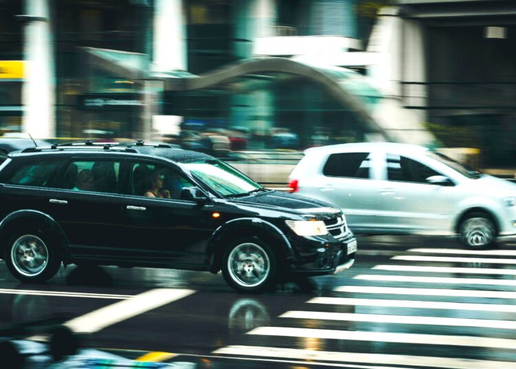 Υβριδικά αυτοκίνητα: Ο απόλυτος κυρίαρχος των ελληνικών δρόμων το 2024