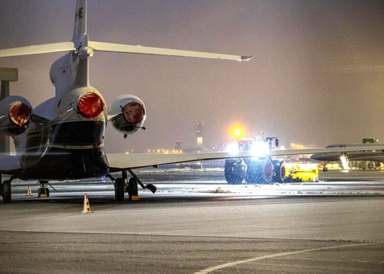 Στον πάγο Βρετανία και Ολλανδία: Κλειστά αεροδρόμια, παγωμένοι δρόμοι και διακοπές ρεύματος