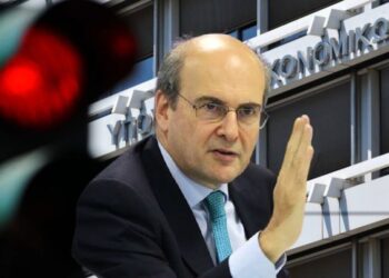 Μειώσεις φόρων στο τραπέζι: Το μηδενικό έλλειμμα ανοίγει τον δρόμο