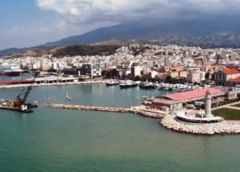 Ο Δήμαρχος Πατρέων Κώστα Πελετίδης αντιδρά στα σχέδια του ΤΑΙΠΕΔ για ανάπτυξη του λιμανιού -Η κόντρα μόλις άρχισε για τον Δήμο με  κρατικούς  φορείς