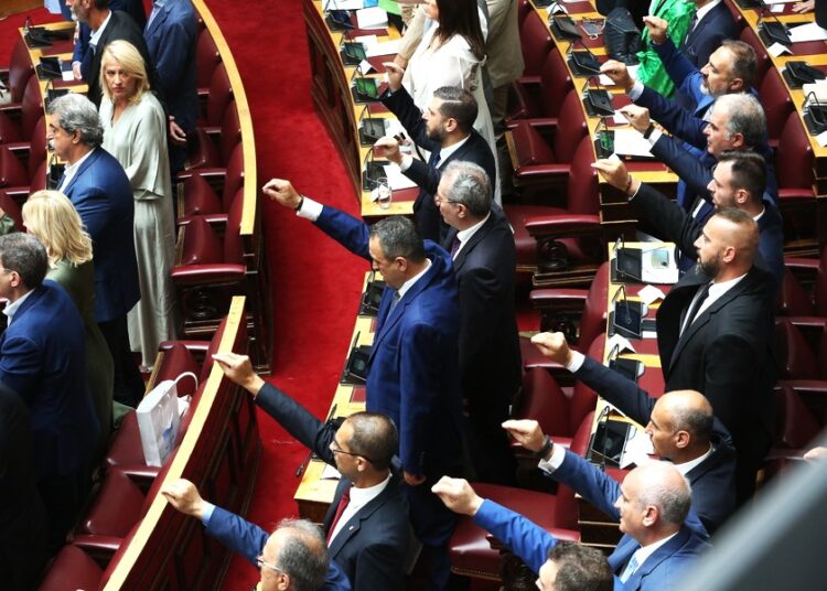 Βουλή: «Στοπ» στη χρηματοδότηση των Σπαρτιατών με συντριπτική πλειοψηφία