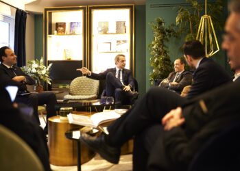 Η Ελλάδα επενδύει στην AI: «Φάρος» και «mAigov» στην υπηρεσία των πολιτών