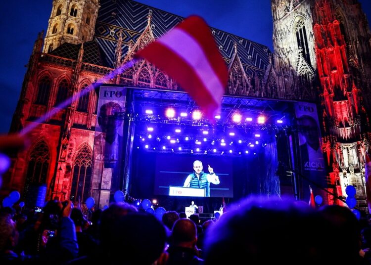 Κατέρρευσαν οι συνομιλίες για κυβέρνηση στην Αυστρία – Ο Κικλ επέστρεψε την εντολή