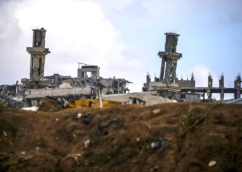 Ο Τραμπ απειλεί με «κόλαση» στη Γάζα αν δεν απελευθερωθούν οι όμηροι έως το Σάββατο