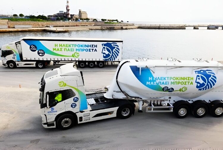 Ο Όμιλος ΗΡΑΚΛΗΣ εισάγει τα πρώτα ηλεκτρικά φορτηγά τσιμέντου στην Ελλάδα