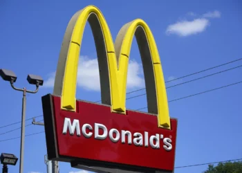 McDonald’s: Η μεγαλύτερη πτώση πωλήσεων των τελευταίων ετών