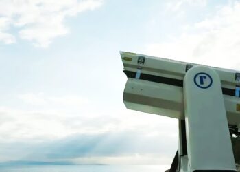 Raymetrics: Ελληνική τεχνολογία στην αιχμή της αεράμυνας των ΗΑΕ