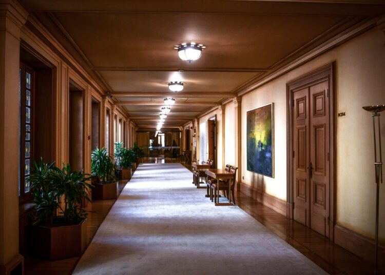 Ανάπτυξη 2,5% το 2025 και 2,3% το 2026 προβλέπει η Τράπεζα της Ελλάδος