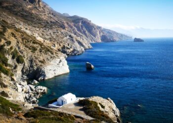 Αμοργός: Σε κατάσταση έκτακτης ανάγκης λόγω συνεχούς σεισμικής δραστηριότητας