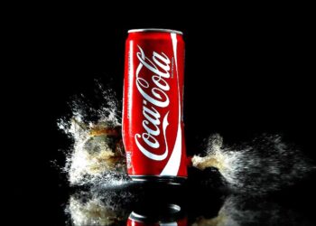 Coca-Cola HBC: Διψήφια ανάπτυξη και ρεκόρ κερδών το 2024
