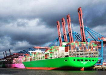 Ενίσχυση του ελληνικού εμπορικού στόλου: Αυξήθηκε η δύναμή του κατά 0,9%