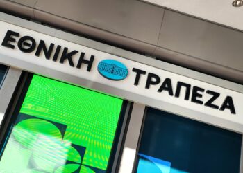 Επενδυτικός «πυρετός» στην ενέργεια: Η Εθνική Τράπεζα οδηγεί την κούρσα με 3 δισ. ευρώ στις ΑΠΕ