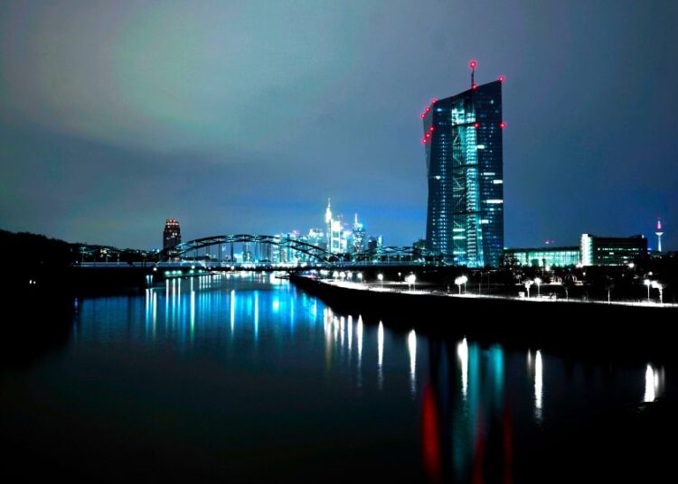 ΕΚΤ: Σταδιακή αποκλιμάκωση επιτοκίων με «πάτωμα» στο 1,75%