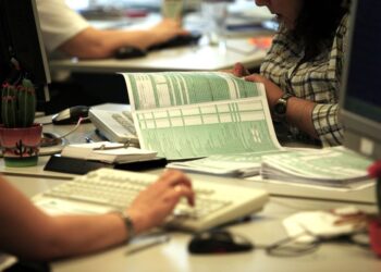 Από 17 Μαρτίου οι φορολογικές δηλώσεις, για φυσικά και νομικά πρόσωπα