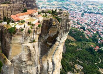 Ο θρησκευτικός τουρισμός βασικός πυλώνας της τουριστικής στρατηγικής