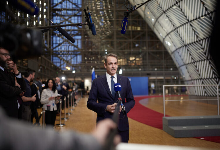 Στο Παρίσι σήμερα ο Κ. Μητσοτάκης για τη Σύνοδο της Τεχνητής Νοημοσύνης