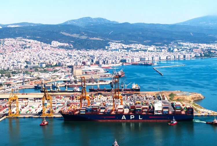 ΟΛΘ: Πρώτο λιμάνι στην Ε.Ε. με παρακολούθηση εκπομπών πλοίων