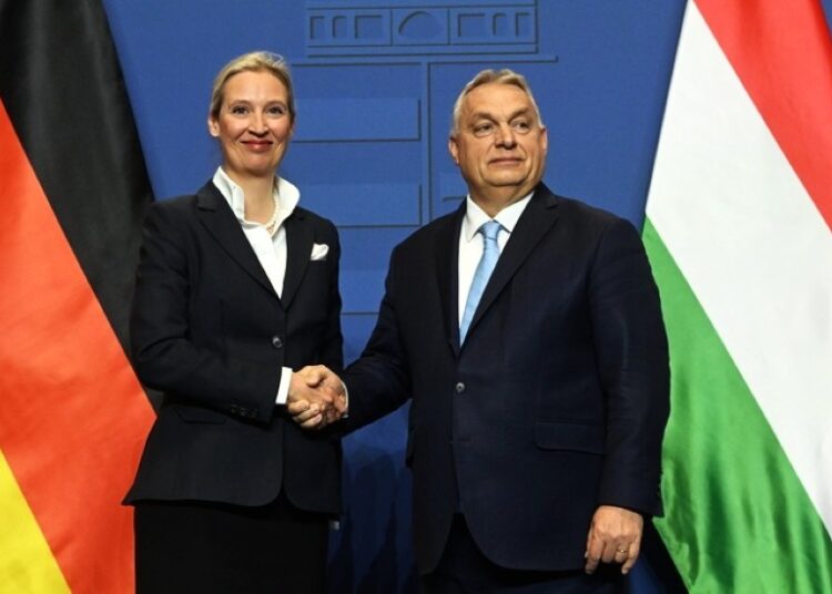 Όρμπαν: Συγχαρητήρια στην AfD, «σιγή» για τον νικητή Μερτς