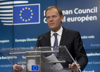 Ντόναλντ Τουσκ/ Πολωνία: Επενδυτικό πακέτο μαμούθ 155 δισ. ευρώ για άμυνα, ασφάλεια και υποδομές